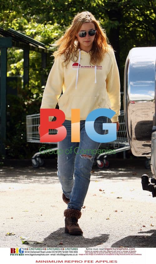 Charlotte Church shopping at M&S with kids