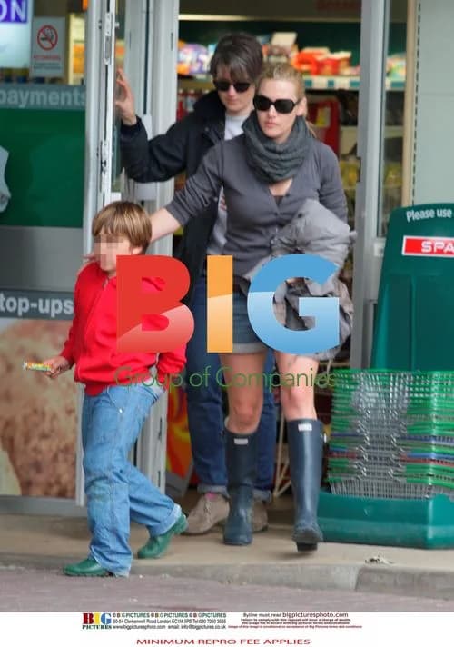 Kate Winslet at Petrol Station in Gloucestershire
