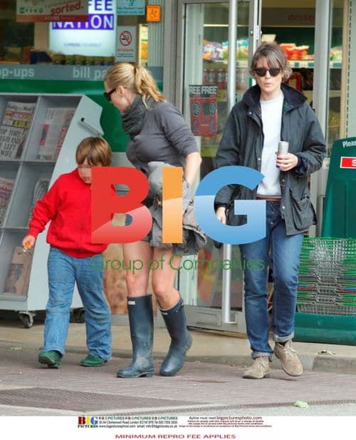 Kate Winslet at Petrol Station in Gloucestershire