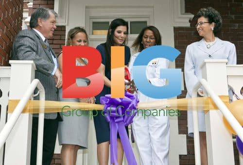 Sandra Bullock Opens New Orleans Health Clinic