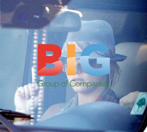Britney Spears visits boyfriend Jason Trawick