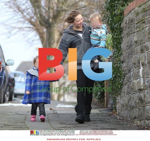 Charlotte Church drops kids off at nursery