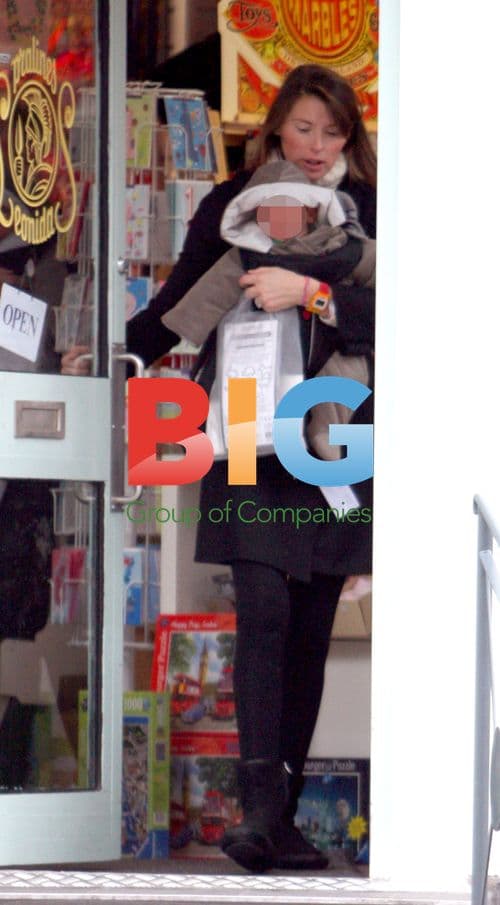 Jools Oliver and Buddy Bear Oliver Christmas Shopping