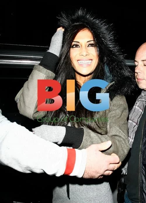 Celebs leaving C London restaurant