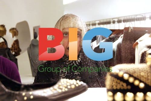 Lady Gaga Shopping in Milan