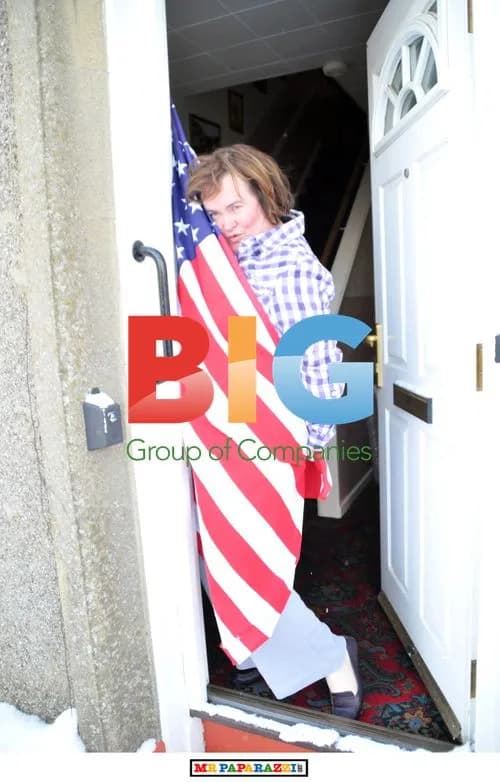 Susan Boyle Returns From NY Amid Snow