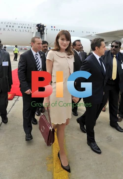 Sarkozy and Bruni at Bangalore Airport
