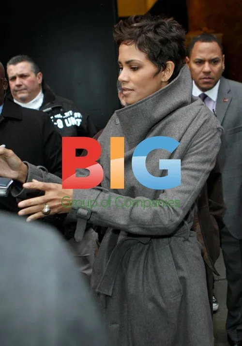 Halle Berry Greets Fans in NY