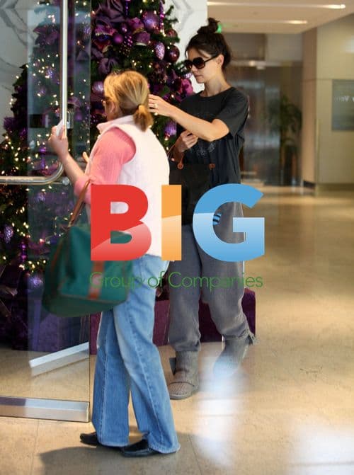 Katie Holmes Heads to Airport in Beverly Hills