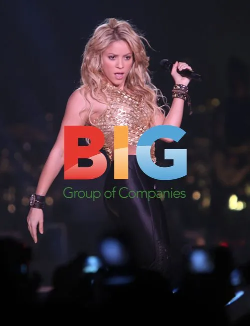 Shakira Performs at Bercy in Paris