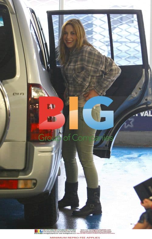 Charlotte Church Fuels Up and Shops