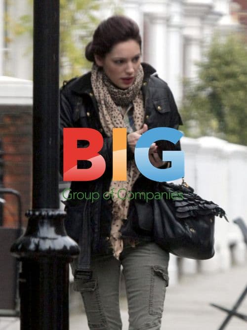 Kelly Brook Leaving Hotel in London