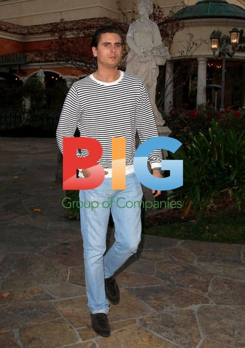 Kourtney Kardashian spotted with friend and husband