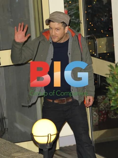 Celebrities leaving X Factor studio