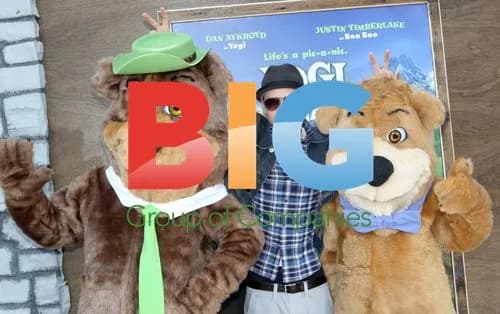 Justin Timberlake Arrives for 'Yogi Bear' Premiere