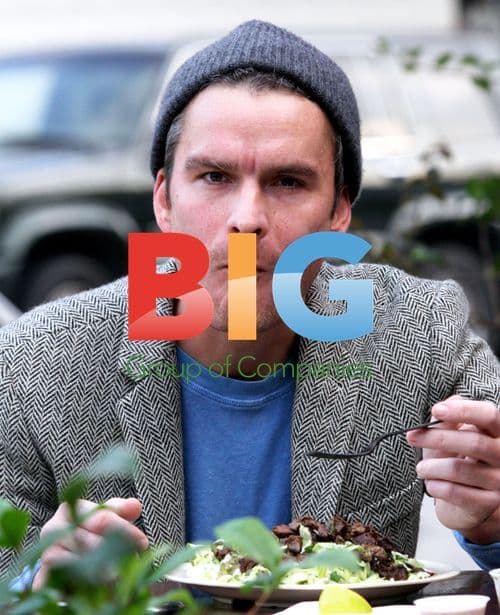 Balthazar Getty Eats Salad at Pinches Tacos