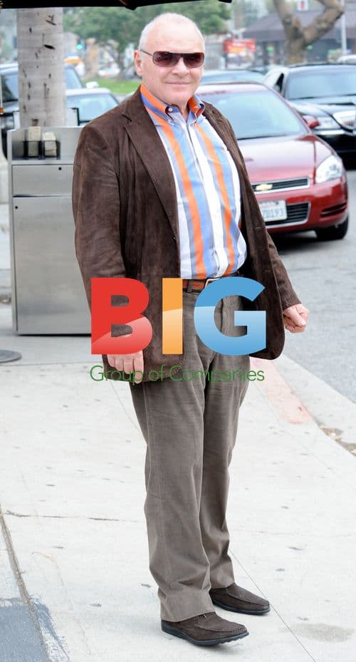 Anthony Hopkins Leaves Lunch at Katsuya