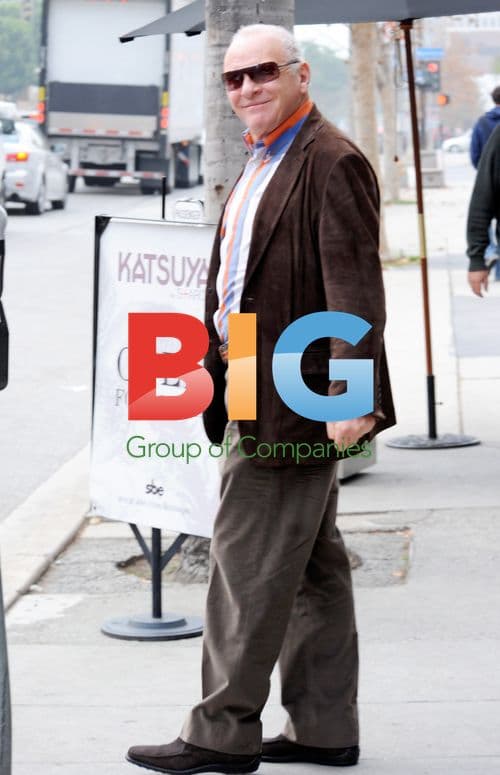 Anthony Hopkins leaves lunch