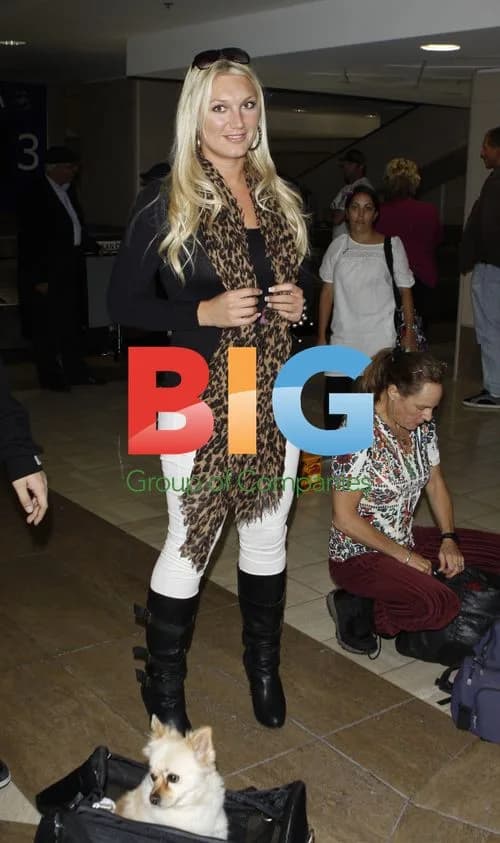 Brooke and Nick Hogan at LAX
