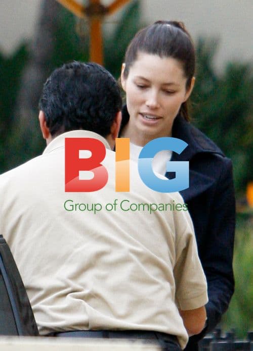 Jessica Biel Leaves Barneys, Stiffs Valet