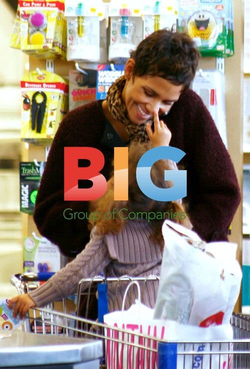 Halle Berry and Nahla Shopping