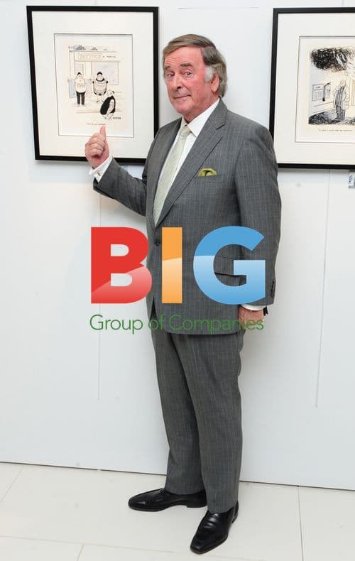 Sir Terry Wogan unveils 'TOGS' art