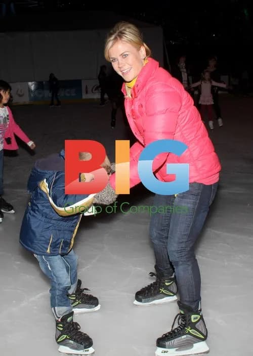 Alison Sweeney at Disney On Ice Event