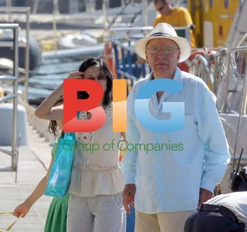 Rupert Murdoch strolls in Saint Barthelemy