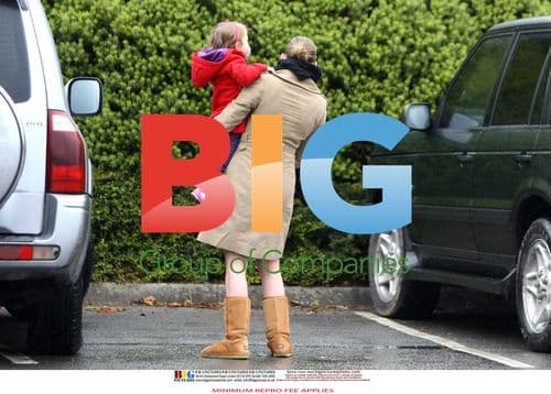 Charlotte Church hands over kids to Gavin Henson