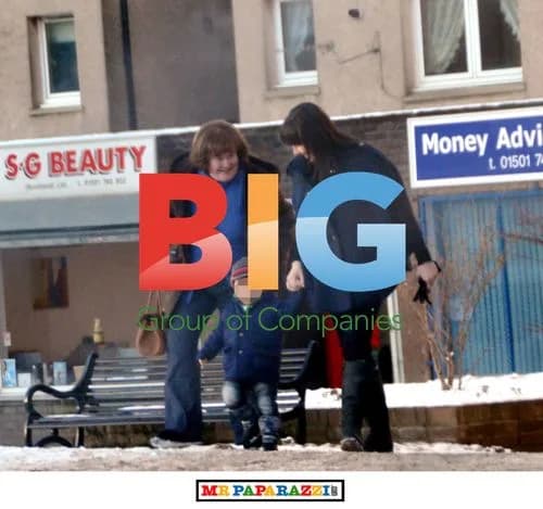 Susan Boyle with Family in Glasgow