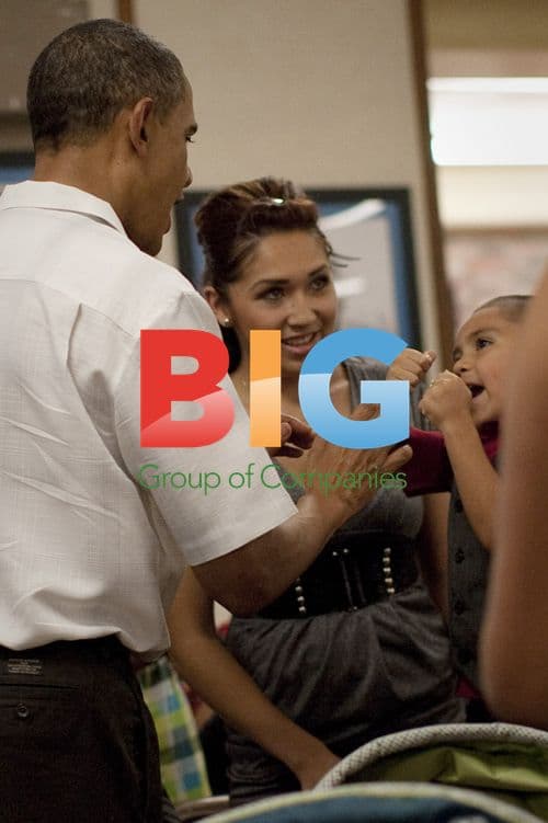 Obama Greets Military Families in Hawaii