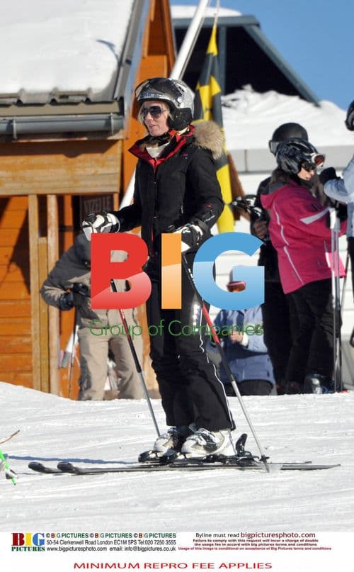 Geri Halliwell and Henry Beckwith Ski in French Alps