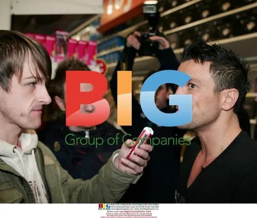 Peter Andre Signing Books at Tesco