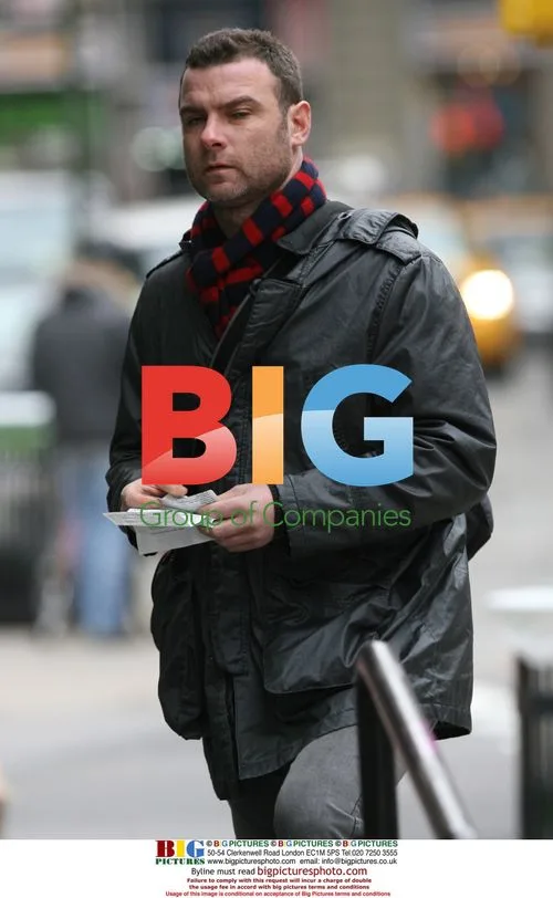 Liev Schreiber runs errands in Soho, New York