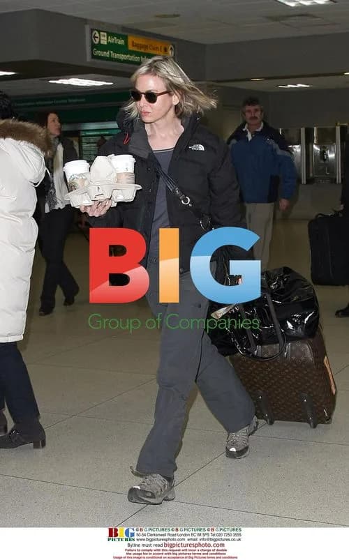 Renee Zellweger Arrives at JFK
