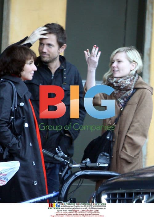 Kirsten Dunst Lunch in Venice, CA