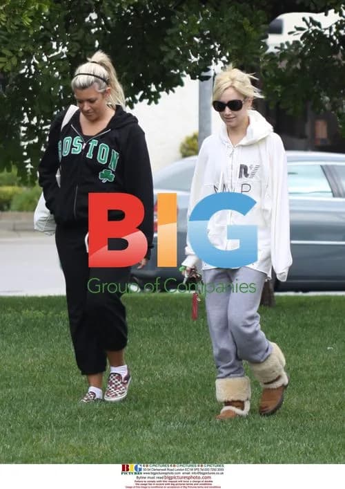 Ashley Tisdale Running Errands