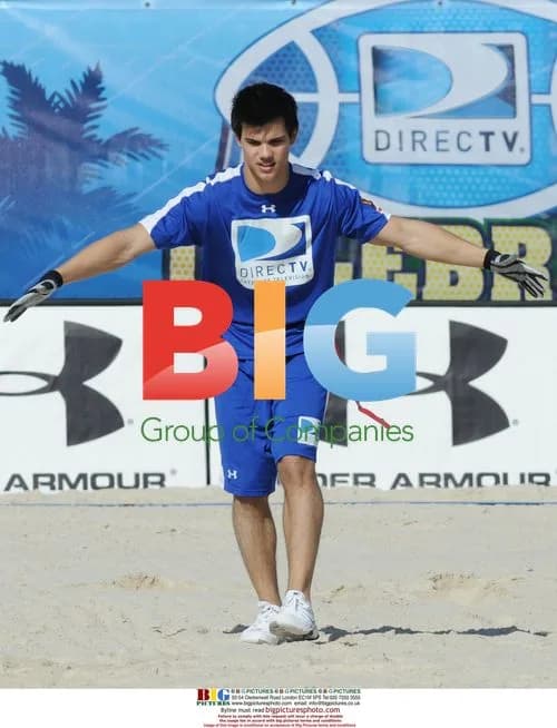 Taylor Lautner at Celebrity Beach Bowl Game