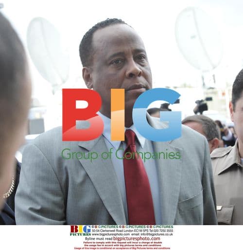 Dr. Conrad Murray Turns Himself In