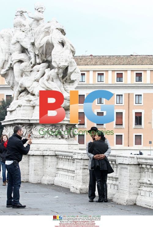 Mike Tyson and Wife Explore Rome