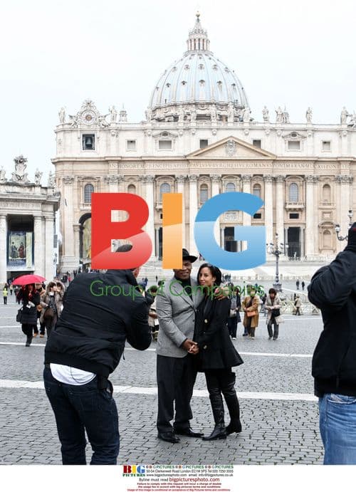 Mike Tyson and Wife Explore Rome