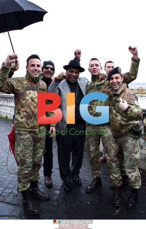 Mike Tyson and Wife Explore Rome