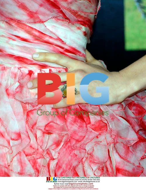 Jessica Biel at 'Valentine's Day' Premiere