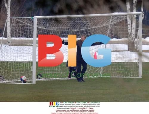 David Beckham\'s Sons at Milan Training