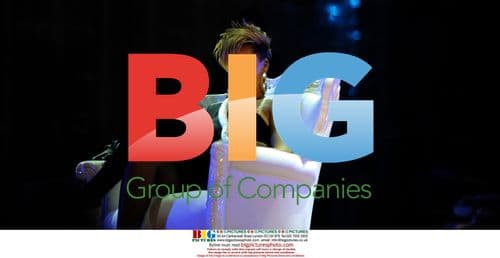 Rihanna performs at Pepsi Super Bowl Fan Jam