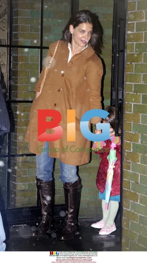 Katie Holmes and Suri Cruise in NYC Snow