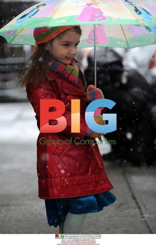 Katie Holmes and Suri Cruise in NYC Snow