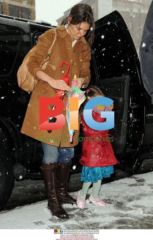 Katie Holmes and daughter Suri Cruise in New York
