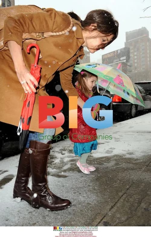 Katie Holmes and Suri Cruise in NYC Snow