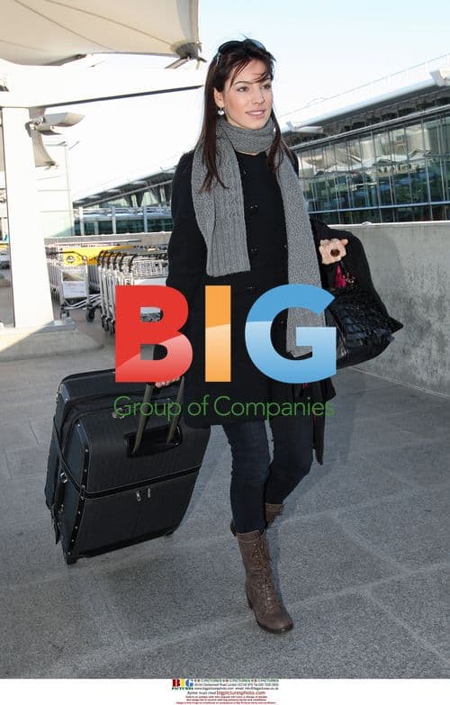 Kelly Brook Leaves Home for Valentine's Day